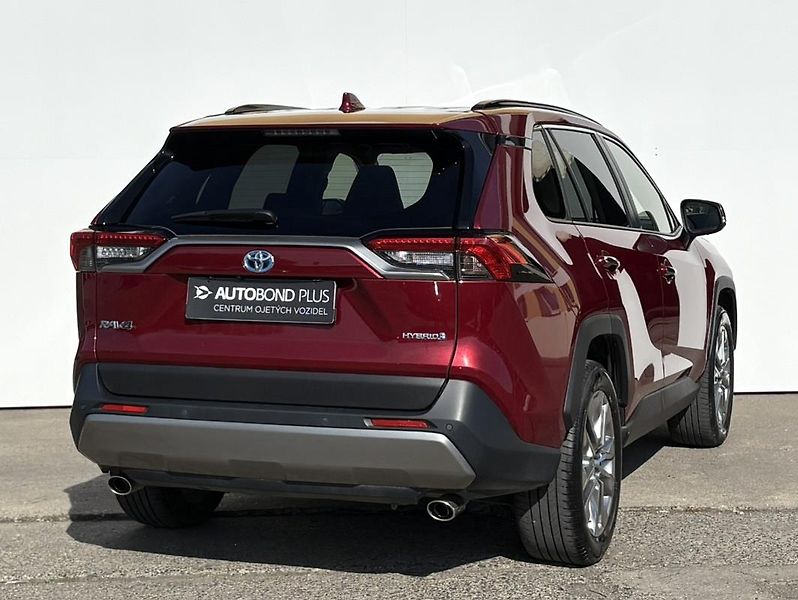 Toyota RAV4 2.5 HSD e-CVT AWD Executive - fotka 2 z 25