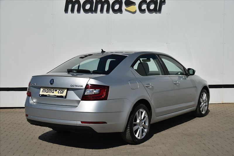 Škoda Octavia 1.8 TSI 132kW DSG STYLE LED ČR - fotka 7 z 23