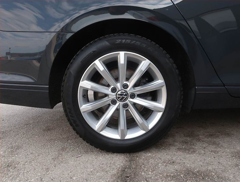 Volkswagen Passat (2021) Comfortline 2.0 TDI, Automat - fotka 15 z 22
