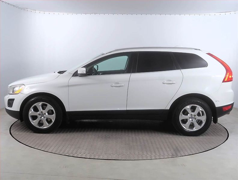 Volvo XC60 (2009) Kinetic D5, 4X4, Automat - fotka 3 z 15