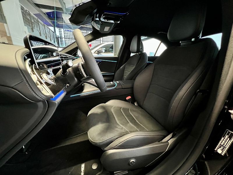 Mercedes-Benz Třídy E (2025) 300 de 4MATIC s EQ Linie AMG - fotka 6 z 12