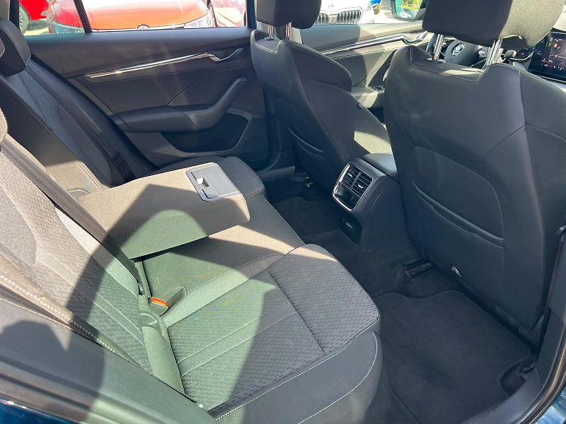 Škoda Octavia Combi Style 2.0 TDI 110kW DSG - fotka 21 z 26
