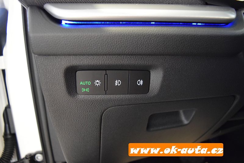 Škoda Octavia 2.0 TDI STYLE PLUS MATRIX DSG  - fotka 50 z 77