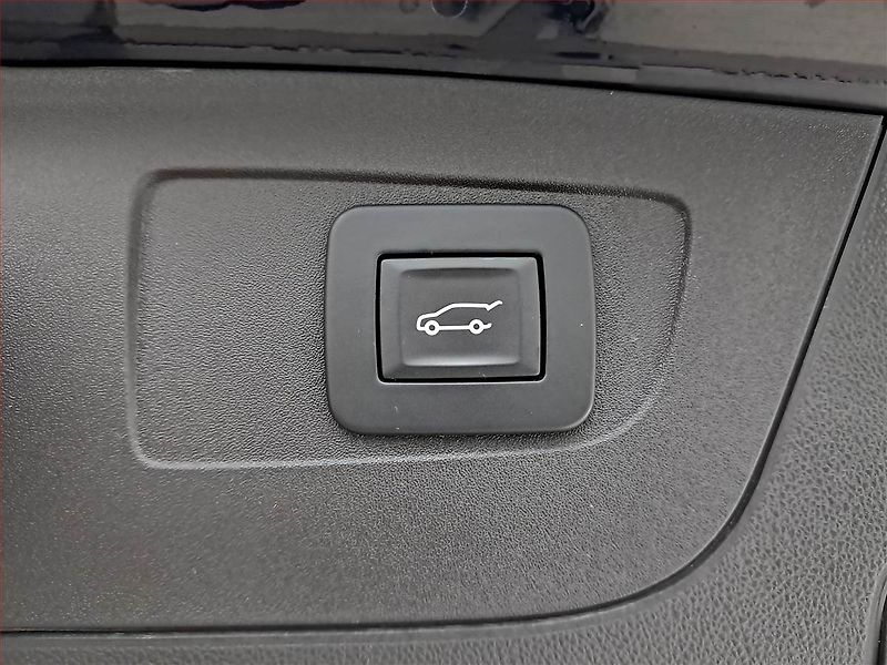 Opel Insignia (2018) 2.0 CDTI, Serv.kniha, Kůže - fotka 16 z 22