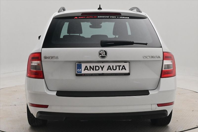 Škoda Octavia 2,0 TDI 110 kW DSG Clever Záru - fotka 6 z 30