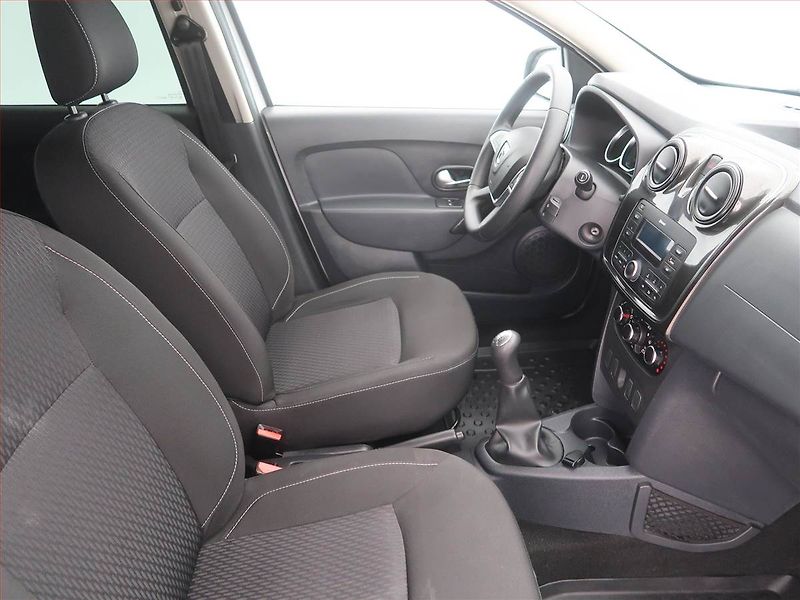 Dacia Sandero (2017) 0.9 TCe, ČR,1.maj, Serv.kniha - fotka 7 z 12