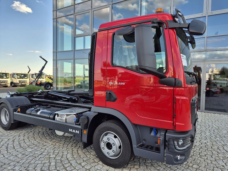 MAN TGL 12.220 NOSIČ KONTEJNERU 8T - fotka 5 z 15