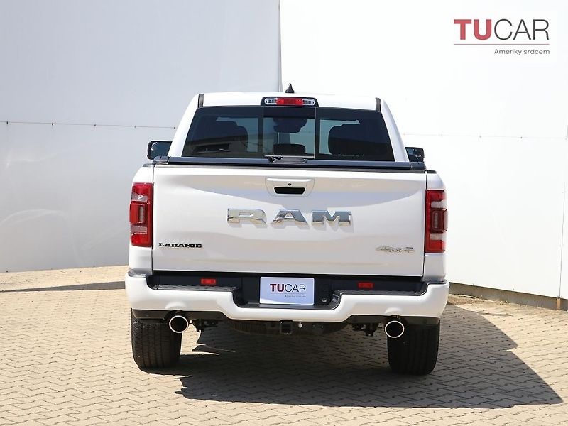 RAM 1500 (2025) Laramie 5.7 V8 HEMI  - fotka 6 z 47