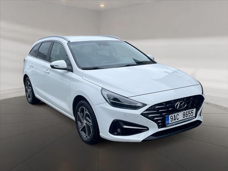 Hyundai i30 1,6 CRDi 115 Smart - fotka 1 z 11