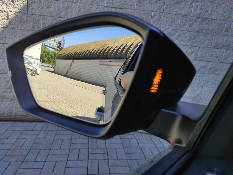 Škoda Kamiq 1,5TSi 110kW, DSG, Dynamic, TZ - fotka 39 z 59