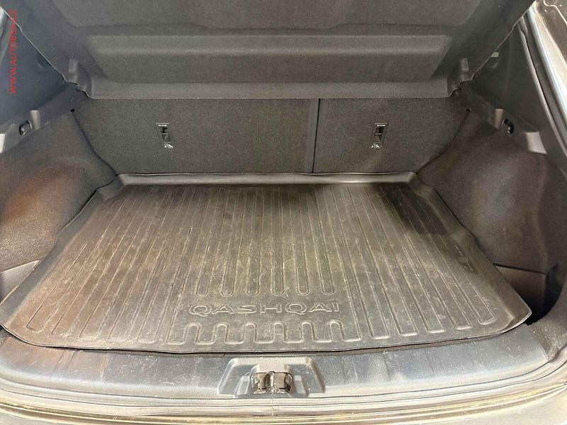 Nissan Qashqai (2014) 1.6 dCi 4x4, ČR, servis.kniha - fotka 7 z 19