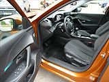 Peugeot 2008 1,2 PureTech 74kW Allure,závěs - náhled 15
