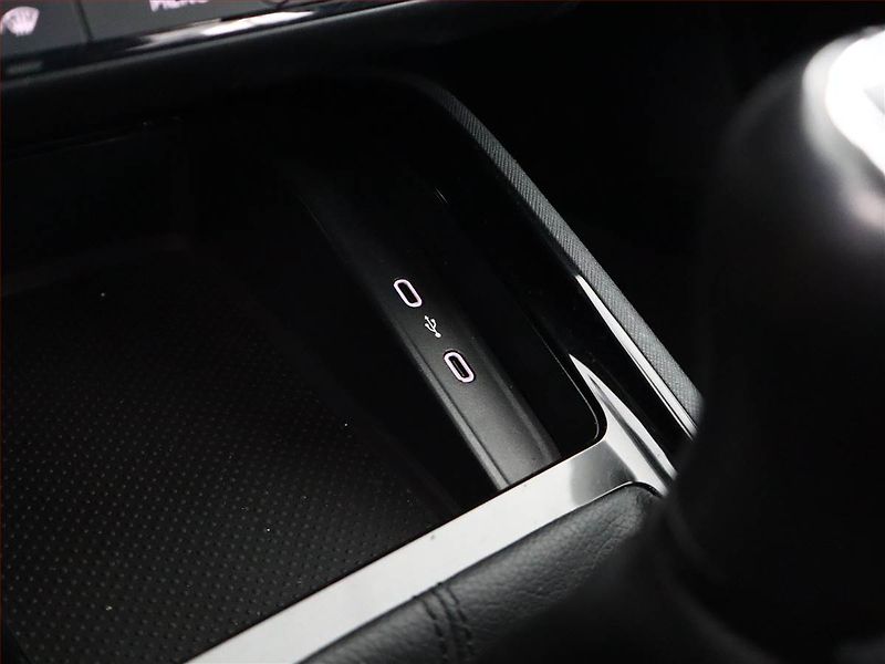 Škoda Scala (2021) Ambition 1.5 TSI, ČR,1.maj - fotka 15 z 17