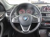 BMW X1 (2016) sDrive18d, Automat, Bi-Xenony - náhled 15
