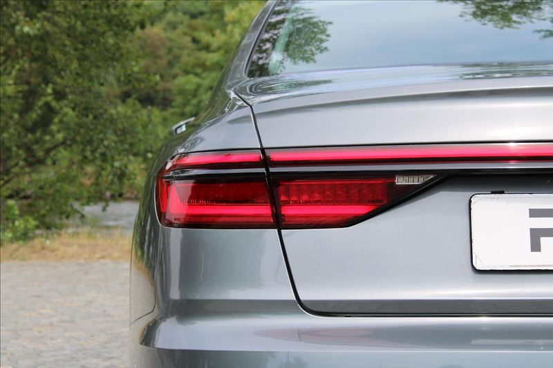 Audi A8 60 TDI V8 Q/TOP-VÝB/DPH - fotka 43 z 48
