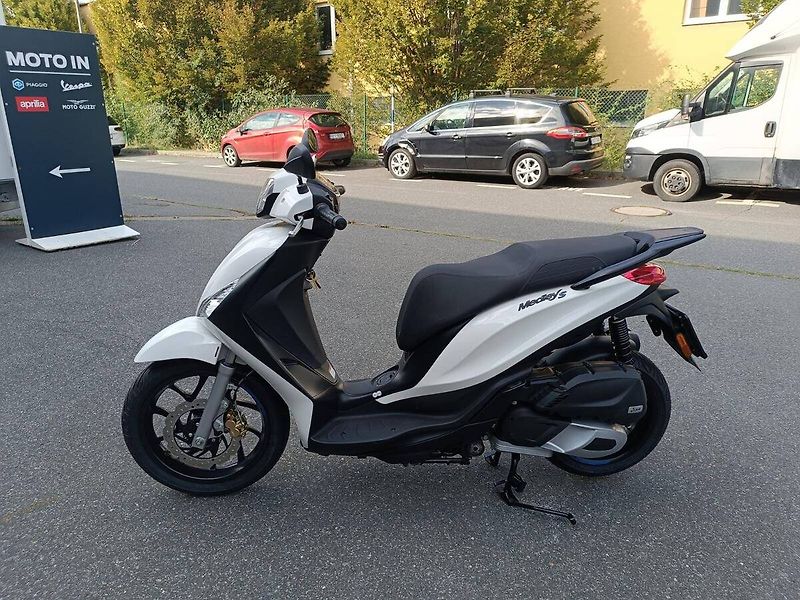 Piaggio Medley 125 (2026) S Bianco Luna - fotka 4 z 11