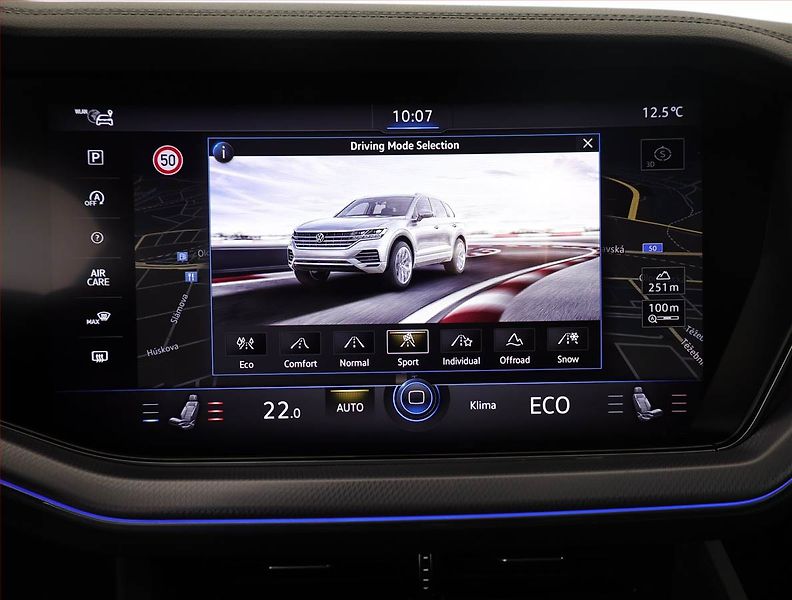 Volkswagen Touareg (2021) 3.0 TDI - fotka 19 z 21