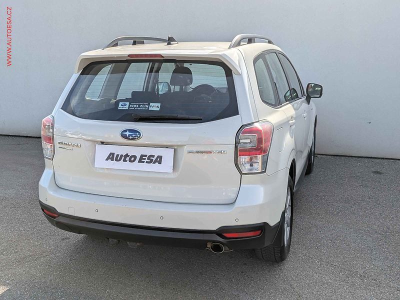 Subaru Forester (2017) 2.0i 4x4, 1.maj,ČR, AC, TZ - fotka 4 z 17