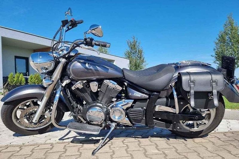 Harley-Davidson XL 883N Sportster Iron