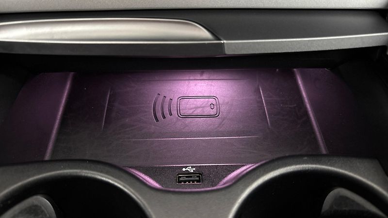 BMW Řada 5 2.0 520d At Touring - fotka 24 z 33