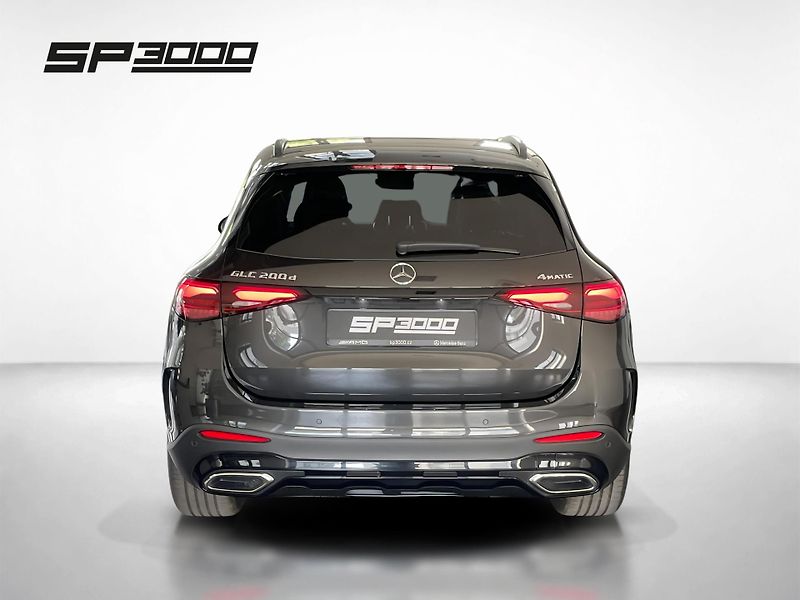 Mercedes-Benz GLC 200d 4Matic - fotka 4 z 33