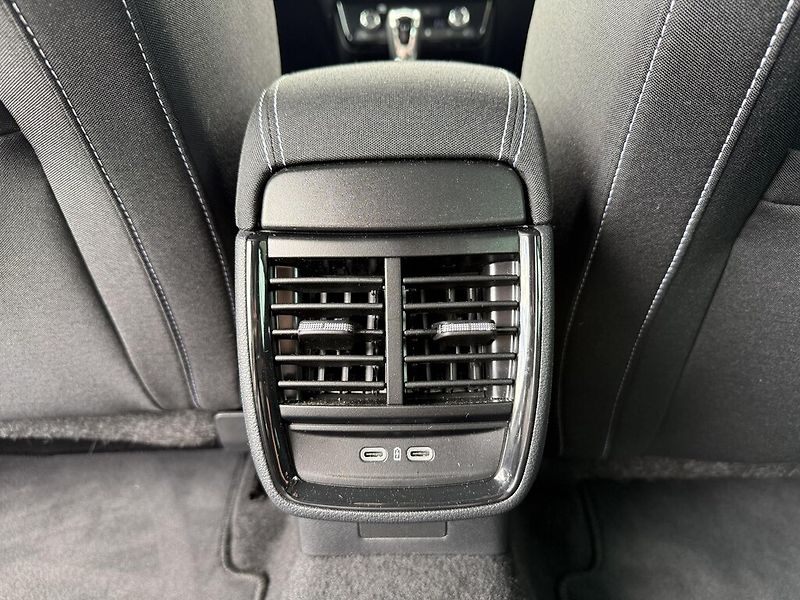 Škoda Scala DSG 1,5 TSi 110 kW Monte Carlo - fotka 22 z 24