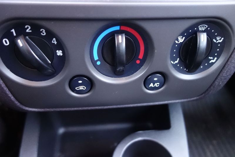 Ford Fusion 1,4i NAJ.100000km STK07/2028! - fotka 24 z 30