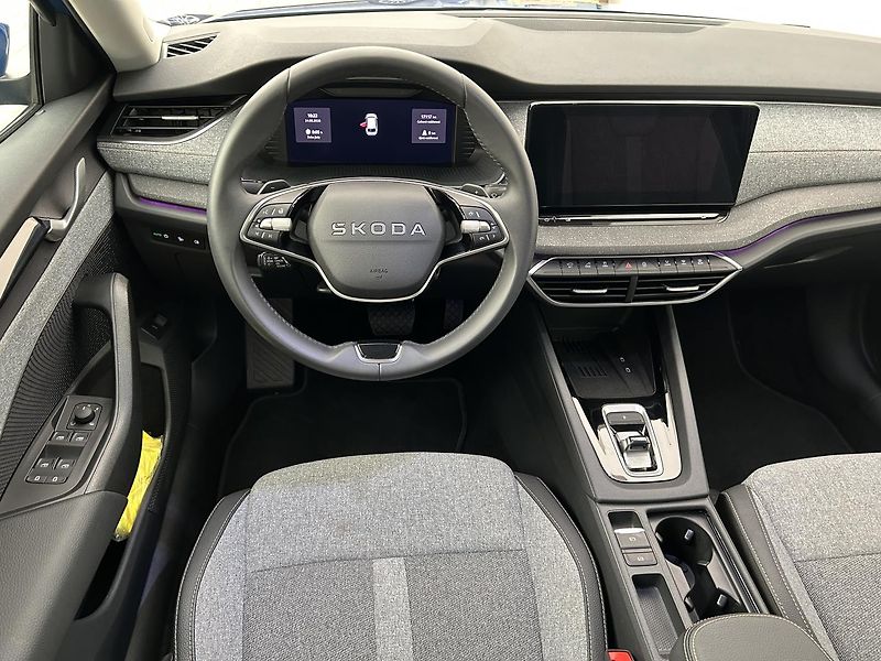 Škoda Octavia 1.5 TSI Top selection - fotka 5 z 26
