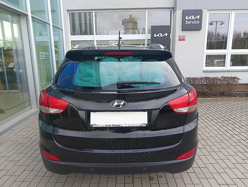 Hyundai ix35 (2011) 2.0 100kw 4X4 REZERVACE - fotka 5 z 21