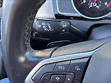 Volkswagen Passat 2,0 TDI 147kW Elegance DSG - náhled 33