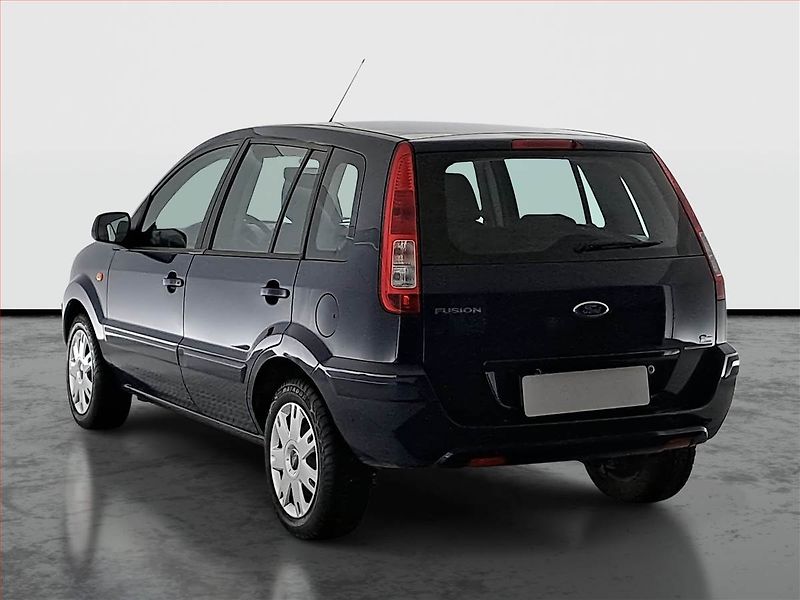 Ford Fusion (2010) 1.4, ČR,1.maj - fotka 4 z 13