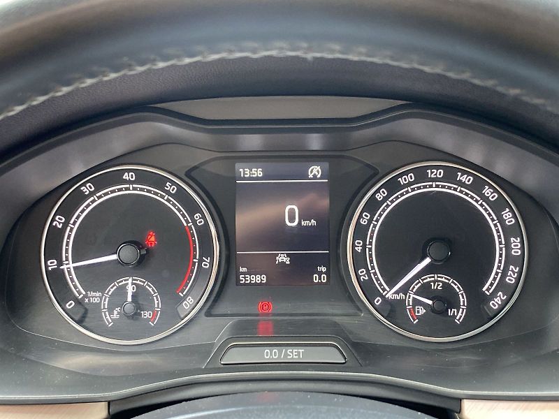 Škoda Scala (2022) 1.5 TSI Style - fotka 7 z 34