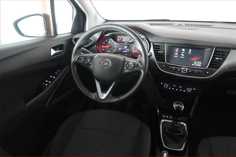 Opel Crossland X (2019) 1.2 Turbo, Tempomat - fotka 7 z 16
