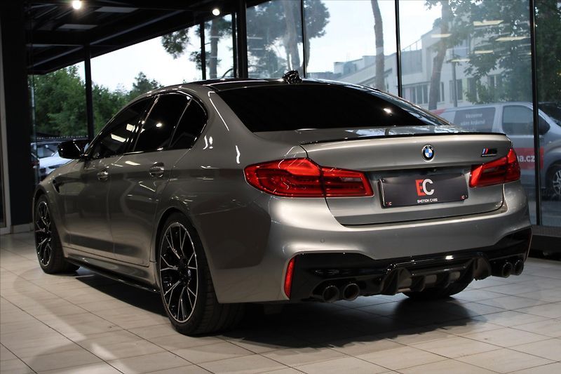 BMW M5 Competition 460kw CZ/adLED/B&W - fotka 4 z 32