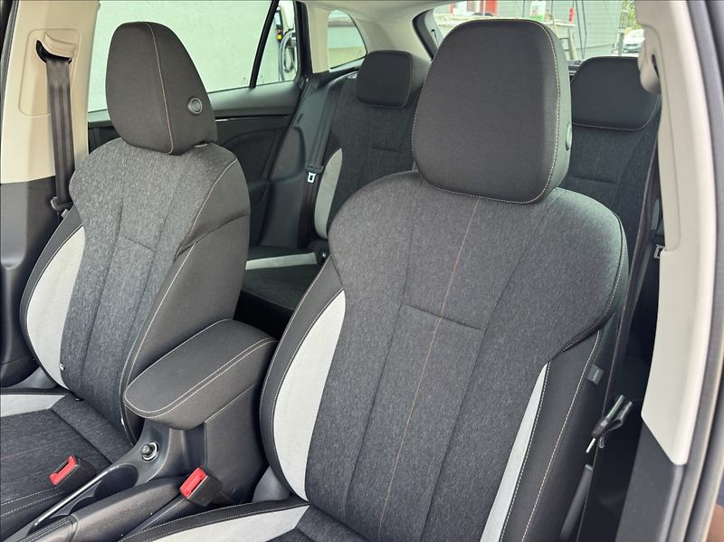 Škoda Scala 1,0 TSI STYLE DPH 1.maj. ČR - fotka 22 z 50