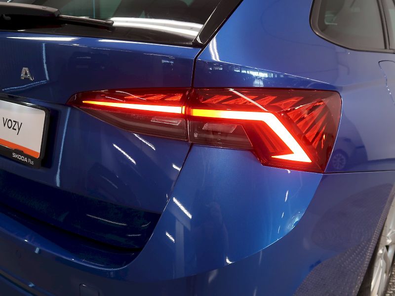 Škoda Octavia (2024) FRESH PLUS 1.5TSI 110 kW ZÁRUK - fotka 33 z 37