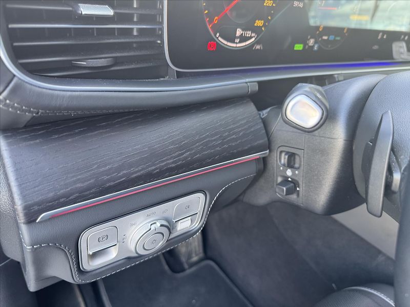 Mercedes-Benz GLE 300d 4M coupe*AMG - fotka 7 z 41