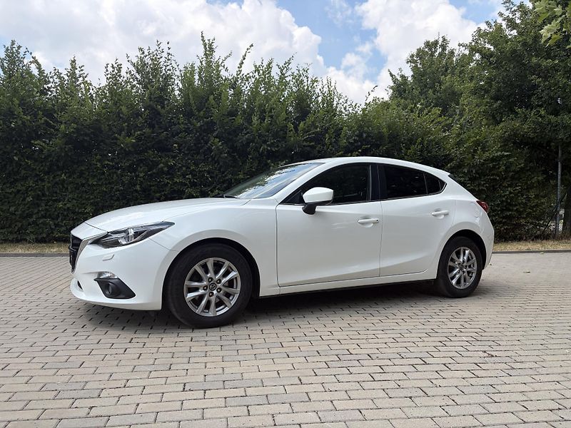 Mazda 3 2.0 Center-Line - fotka 3 z 30