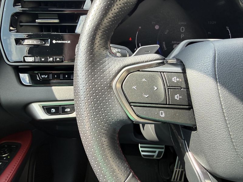 Lexus RX 500h 2,4 F SPORT Plus Panoramic - fotka 12 z 28