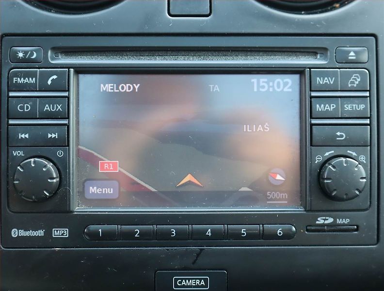 Nissan Qashqai (2012) 1.6 dCi, Navi, Tempomat - fotka 13 z 18