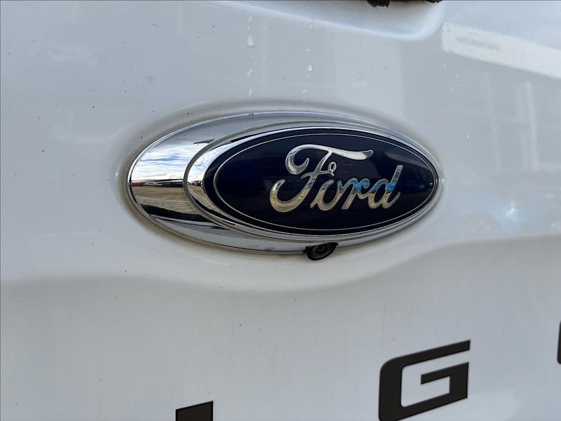 Ford Ranger 3,2 Limited 147kW DPH - fotka 13 z 37