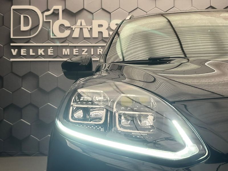 Ford Kuga 2.5 HEV 4X4 REZERVOVÁNO - fotka 64 z 70