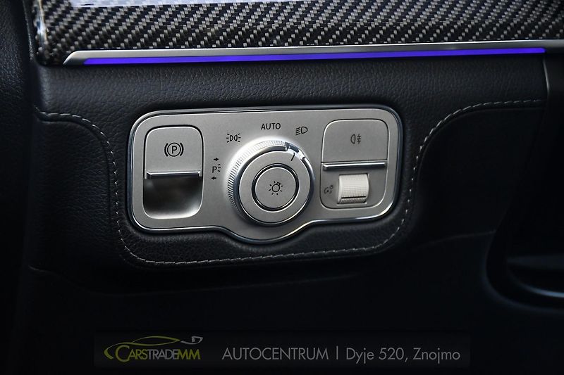 Mercedes-Benz GLS 580 V8 AMG 4M MASAŽ 7MÍST PANO - fotka 27 z 65