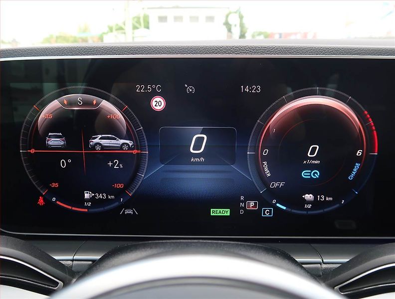Mercedes-Benz GLE (2021) 350 de - fotka 11 z 26