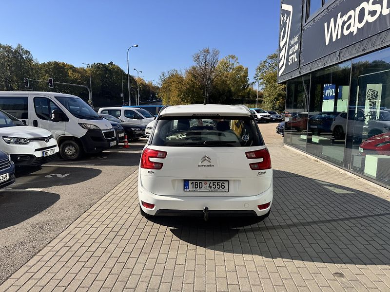 Citroën Grand C4 Picasso 1.6 HDI,Intesive ,ČR, 7 míst - fotka 6 z 8