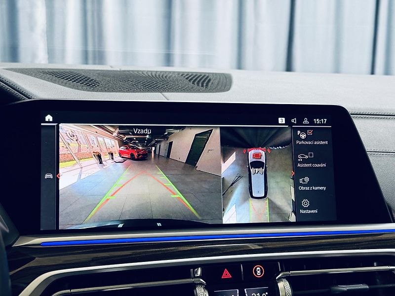 BMW X7 (2021) 4.0d*xDrive*NEZ.TOP*TAŽ*LASER  - fotka 31 z 47