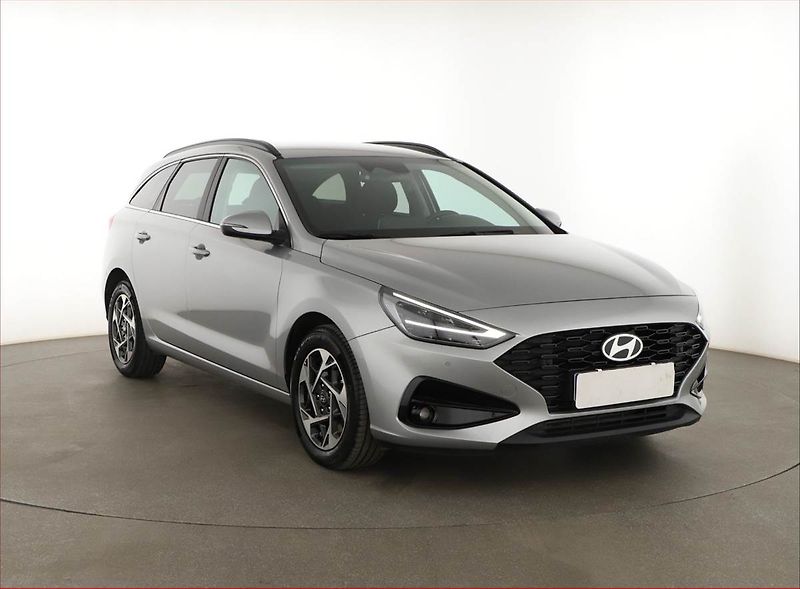 Hyundai i30 (2025) 1.0 T-GDI, Style, FullLed - fotka 1 z 18