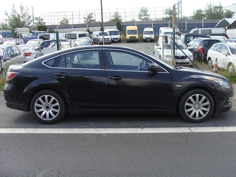 Mazda 6 2.5 i, 125 kW, klima - fotka 6 z 24