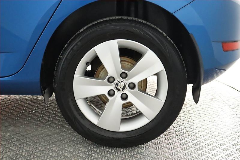 Škoda Fabia (2018) Extra 1.0, Serv.kniha - fotka 15 z 22