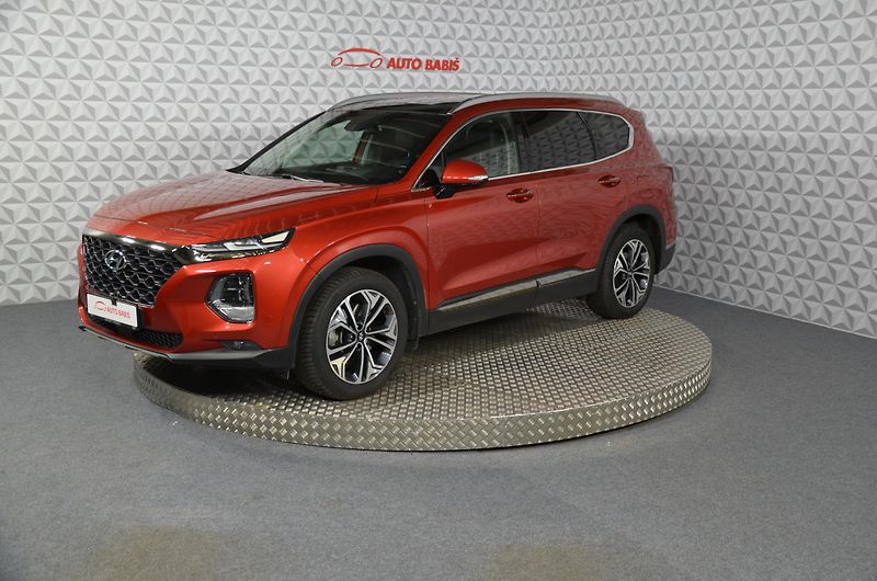 Hyundai Santa Fe (2019) 2.2CRDi 147kw Luxury 4x4 - fotka 1 z 30